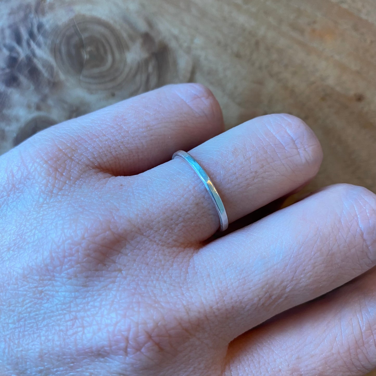 Gehamerde ring Lily