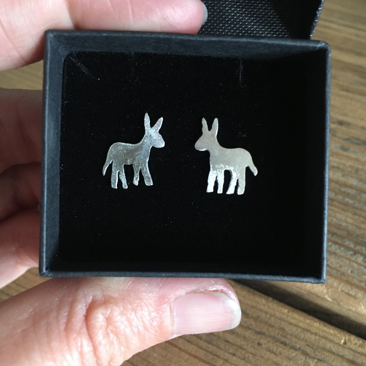 Velvet Oorstekertjes Yanou twee ezeltjes