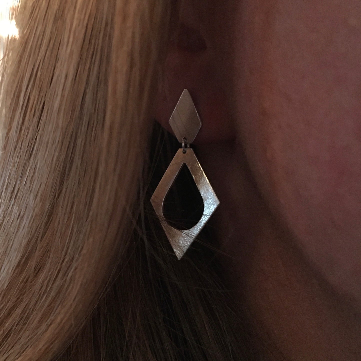 Velvet-oorbellen Sari