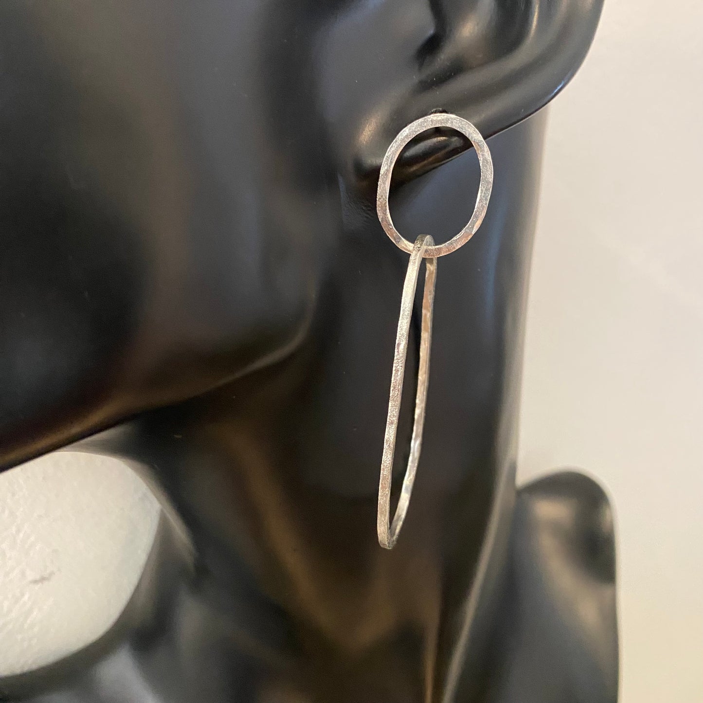 Hammered Oorbellen Noëlle