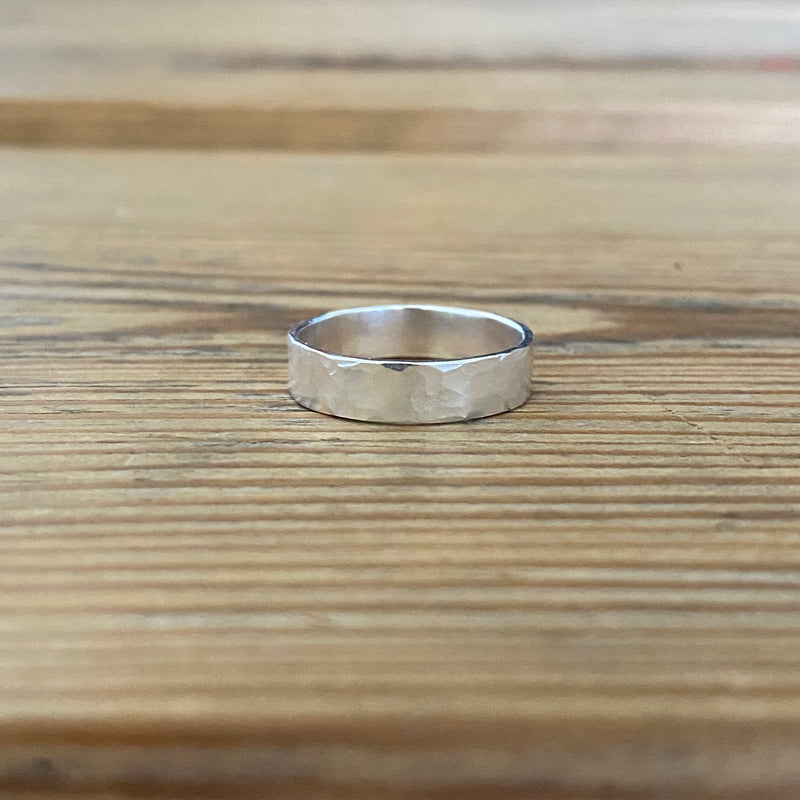 Hammered Ring Hailey